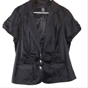 Torrid,  Short Sleeve Satin Black Blazzer, size4